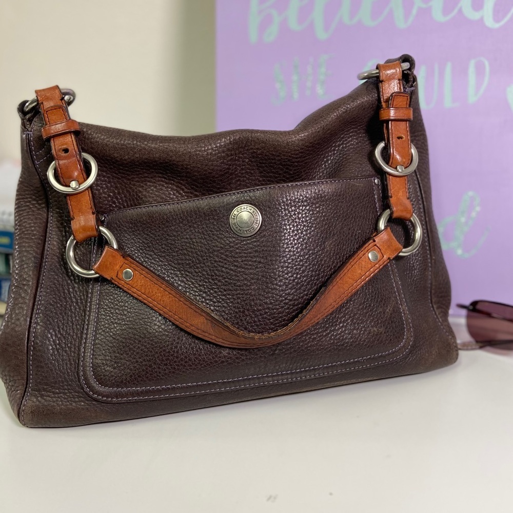 Coach Chelsea Pebble Leather Turn Lock Closure